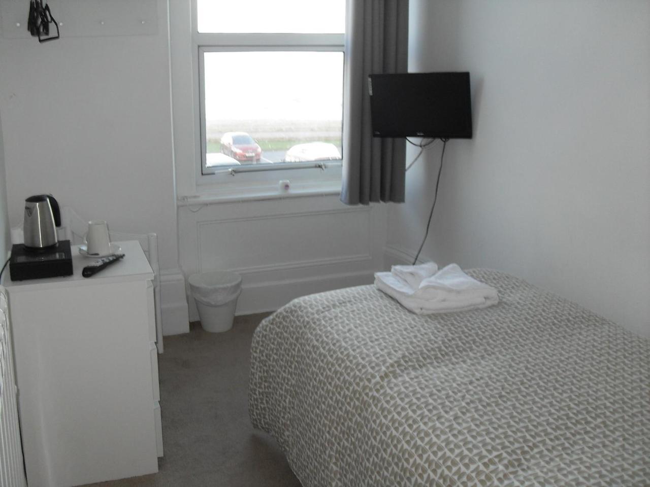 The Morecambe Bay Hotel ภายนอก รูปภาพ