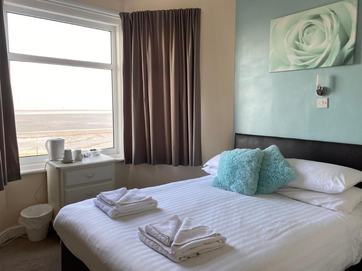The Morecambe Bay Hotel ภายนอก รูปภาพ