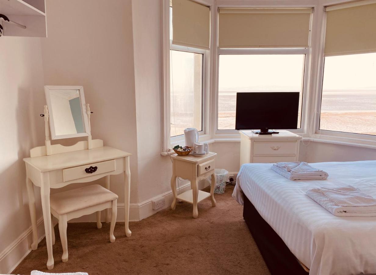 The Morecambe Bay Hotel ภายนอก รูปภาพ